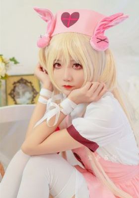 不穿内衣瑜伽老师_1080P在线观看完整版